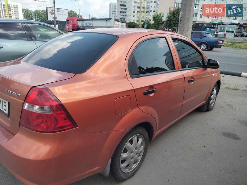 Седан Chevrolet Aveo 2006 в 