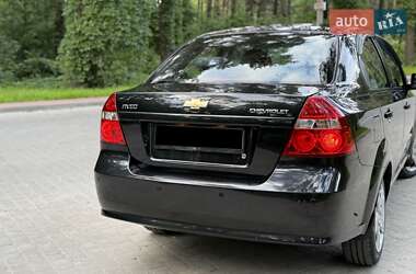 Седан Chevrolet Aveo 2011 в 