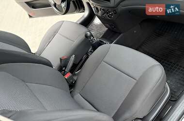 Седан Chevrolet Aveo 2011 в 