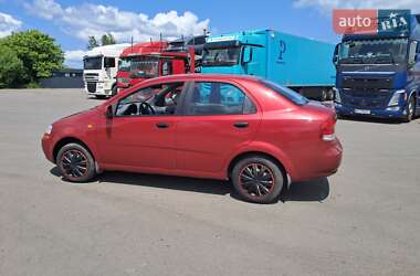 Седан Chevrolet Aveo 2004 в 