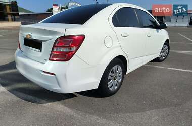 Седан Chevrolet Aveo 2018 в 