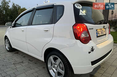 Хэтчбек Chevrolet Aveo 2008 в Ужгороде