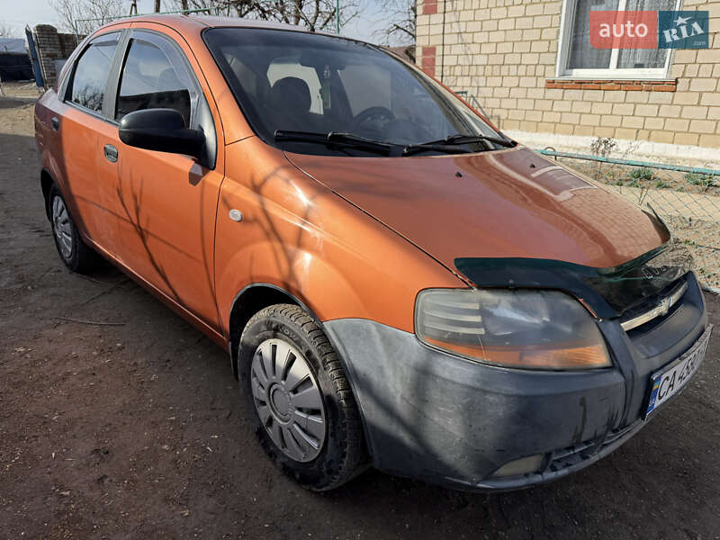 Седан Chevrolet Aveo 2005 в Ладыжине