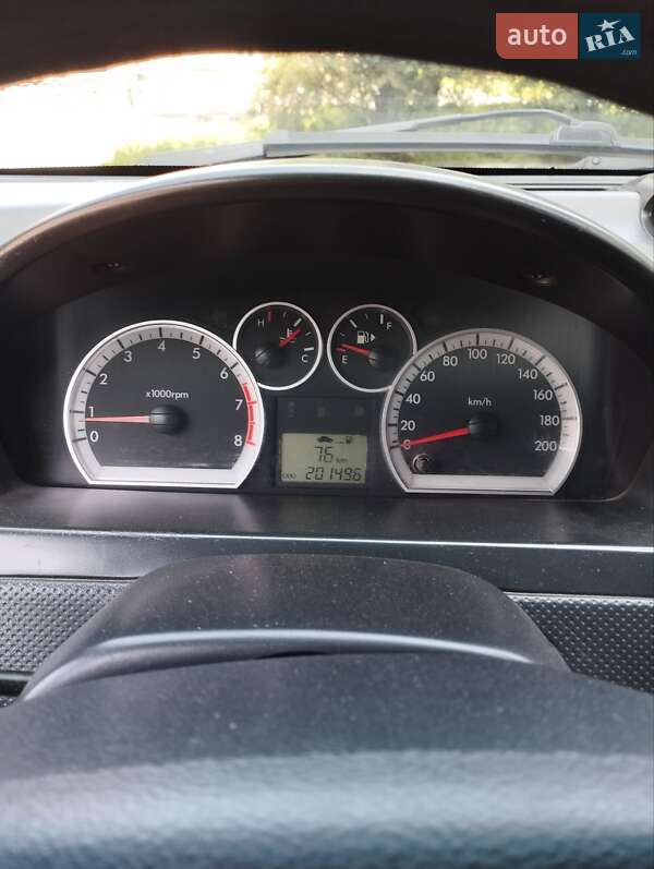 Седан Chevrolet Aveo 2006 в Каменском