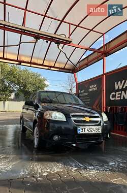 Седан Chevrolet Aveo 2011 в Кривом Роге
