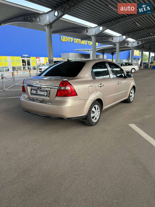Седан Chevrolet Aveo 2008 в Запорожье