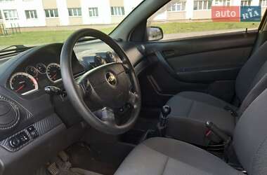 Седан Chevrolet Aveo 2006 в 