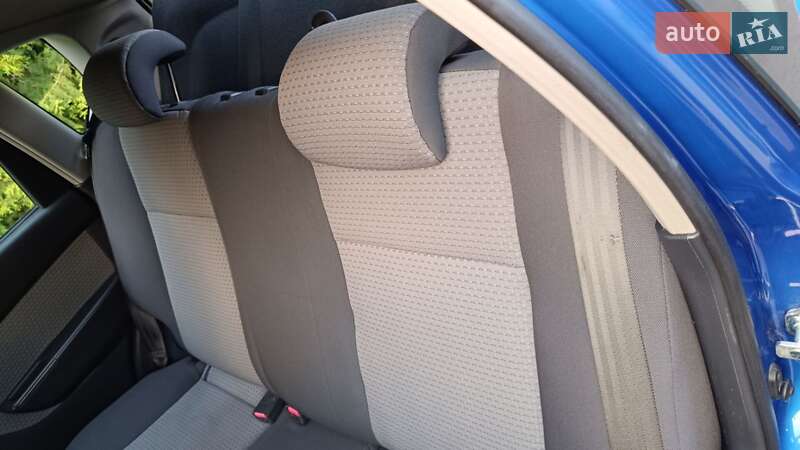 Хэтчбек Chevrolet Aveo 2008 в Ровно