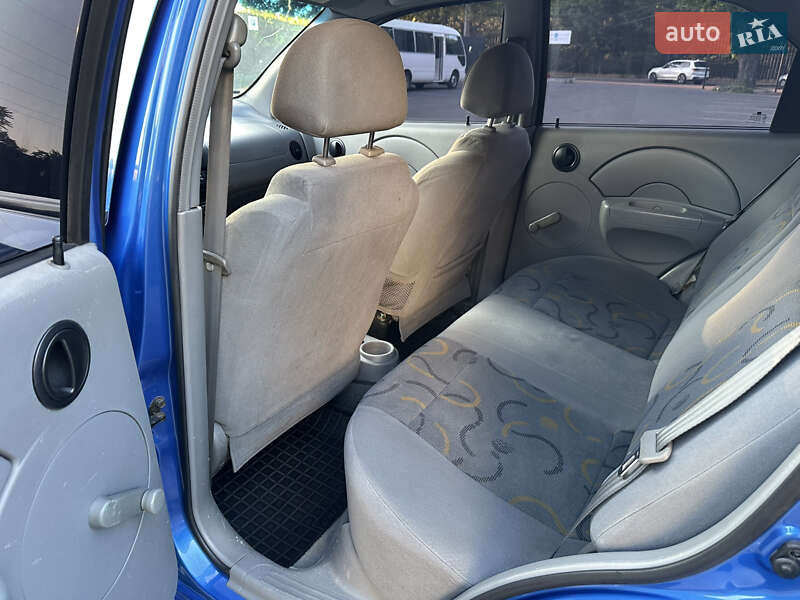 Седан Chevrolet Aveo 2004 в Одессе