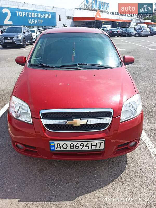 Седан Chevrolet Aveo 2009 в Ужгороде