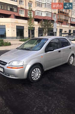 Седан Chevrolet Aveo 2005 в Умани