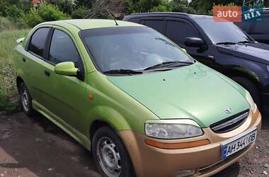 Седан Chevrolet Aveo 2005 в Краматорске