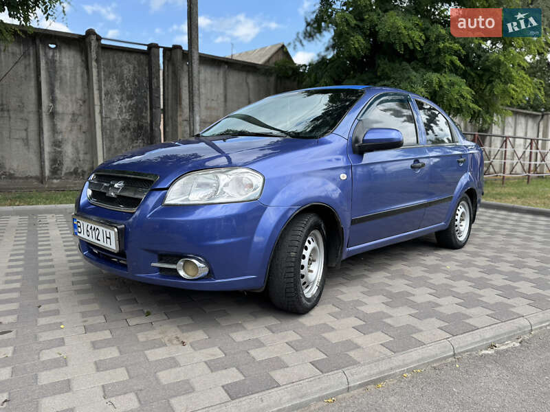 Седан Chevrolet Aveo 2008 в Лубнах