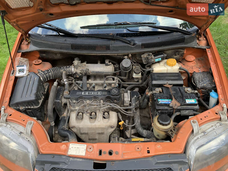 Седан Chevrolet Aveo 2005 в Дублянах