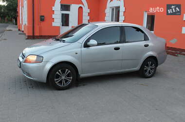 Седан Chevrolet Aveo 2005 в 