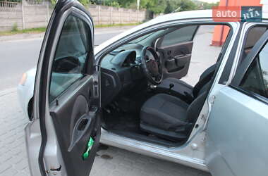 Седан Chevrolet Aveo 2005 в 