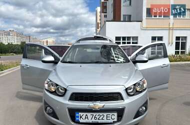 Хетчбек Chevrolet Aveo 2012 в Києві