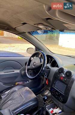 Седан Chevrolet Aveo 2004 в Одесі