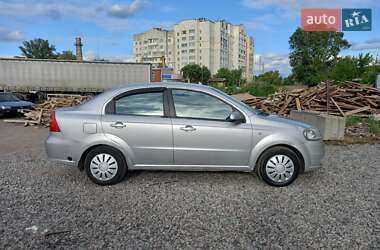 Седан Chevrolet Aveo 2008 в Полтаве