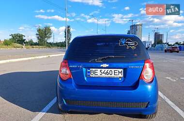 Хэтчбек Chevrolet Aveo 2008 в 