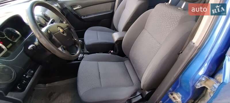 Седан Chevrolet Aveo 2008 в Дніпрі