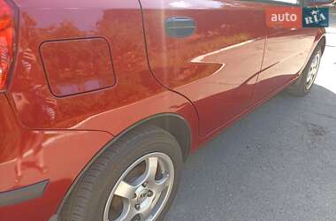 Хэтчбек Chevrolet Aveo 2007 в 