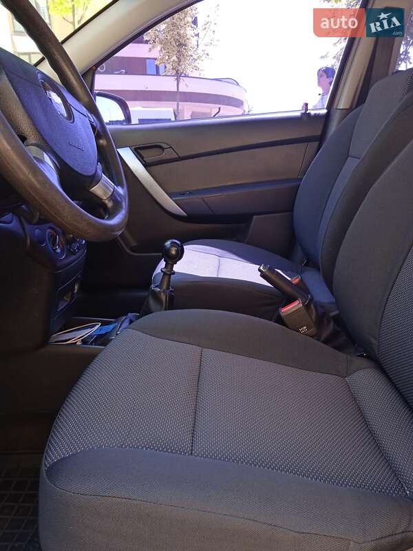 Седан Chevrolet Aveo 2011 в Софиевской Борщаговке