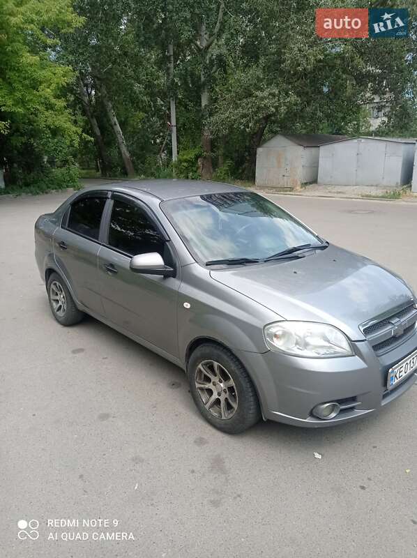 Седан Chevrolet Aveo 2011 в Днепре