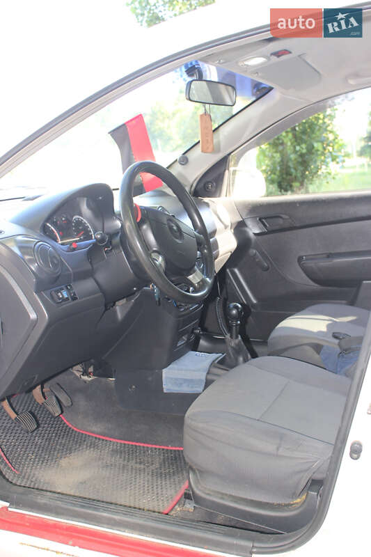 Седан Chevrolet Aveo 2006 в Києві фото 5 Седан Chevrolet Aveo 2006 в Києві