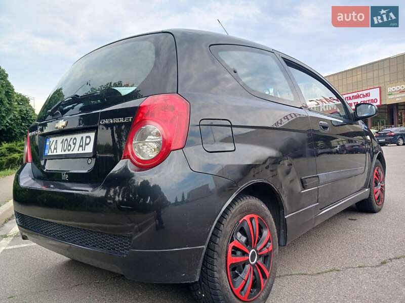 Хэтчбек Chevrolet Aveo 2008 в Киеве