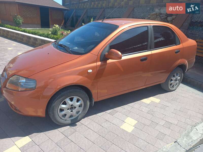 Седан Chevrolet Aveo 2006 в Бережанах