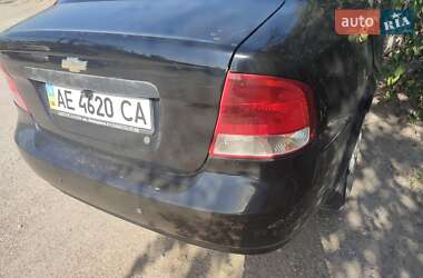 Седан Chevrolet Aveo 2004 в 