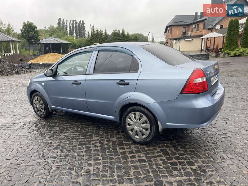 Седан Chevrolet Aveo 2007 в Луцьку