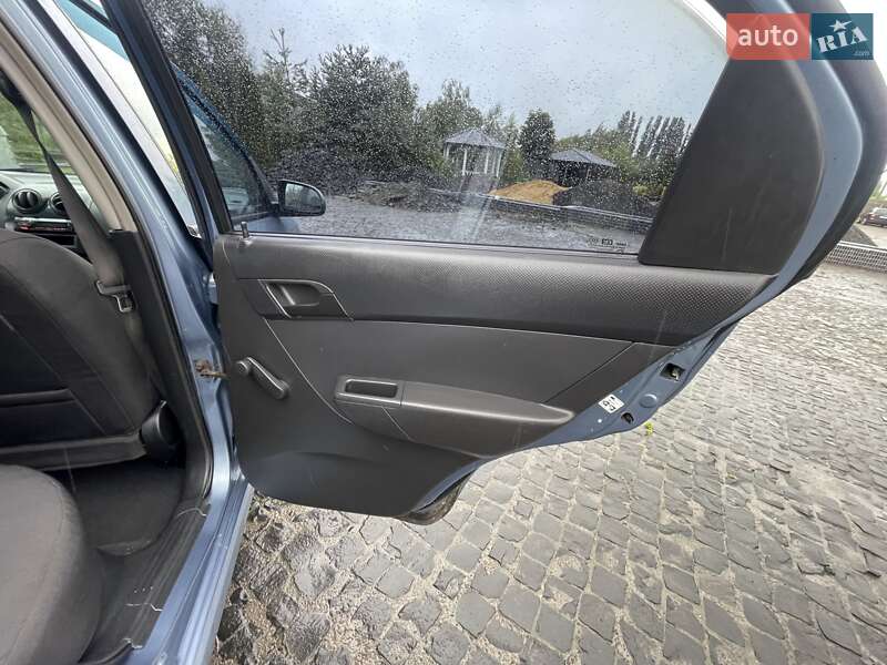 Седан Chevrolet Aveo 2007 в Луцьку