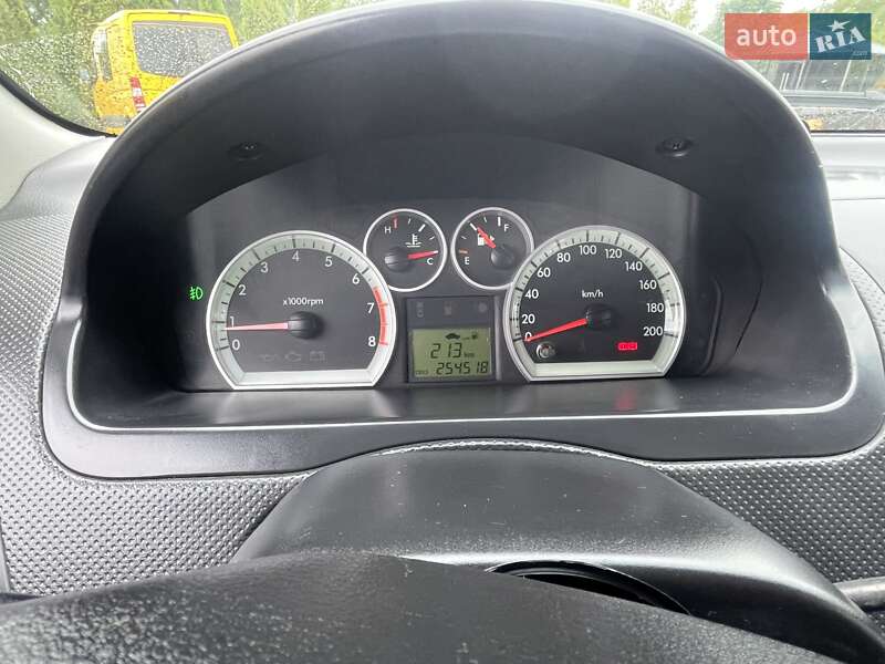 Седан Chevrolet Aveo 2007 в Луцьку