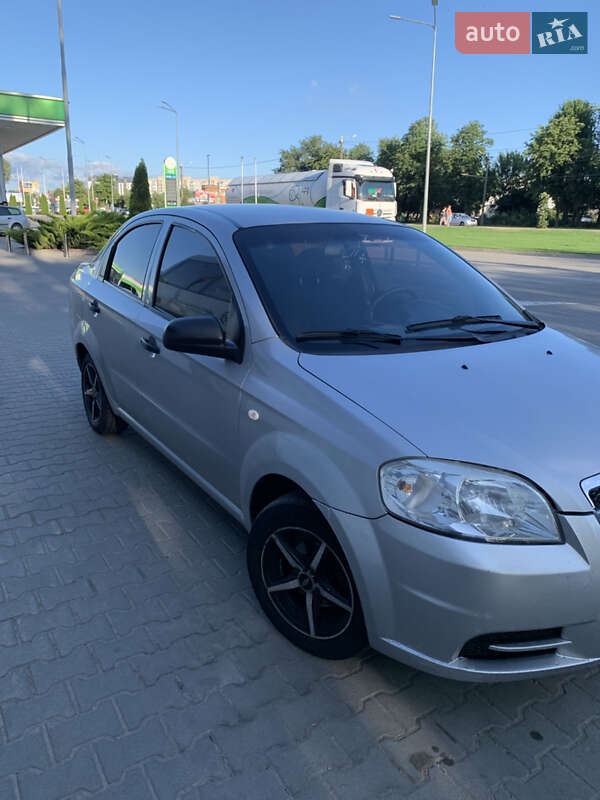 Седан Chevrolet Aveo 2006 в Житомире