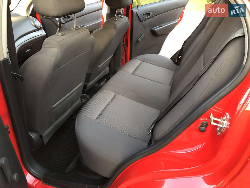 Седан Chevrolet Aveo 2008 в Киеве