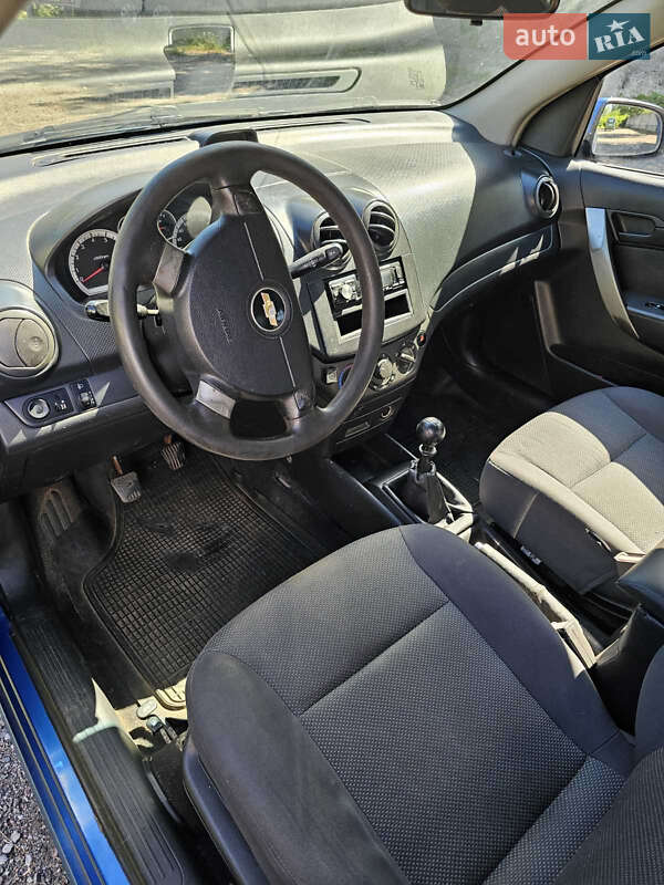 Седан Chevrolet Aveo 2008 в Києві