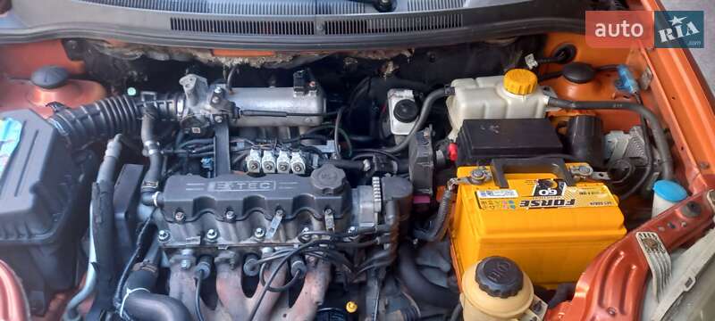 Седан Chevrolet Aveo 2006 в Одессе