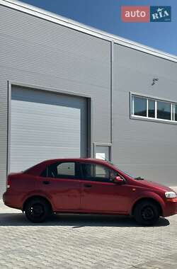 Седан Chevrolet Aveo 2004 в Ивано-Франковске