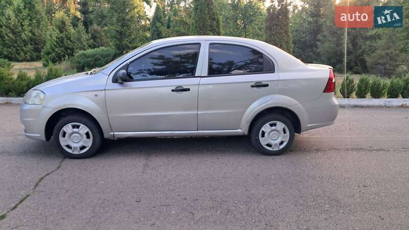 Седан Chevrolet Aveo 2008 в Вышгороде