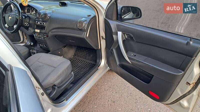 Седан Chevrolet Aveo 2008 в Вышгороде