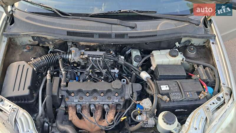 Седан Chevrolet Aveo 2008 в Вышгороде