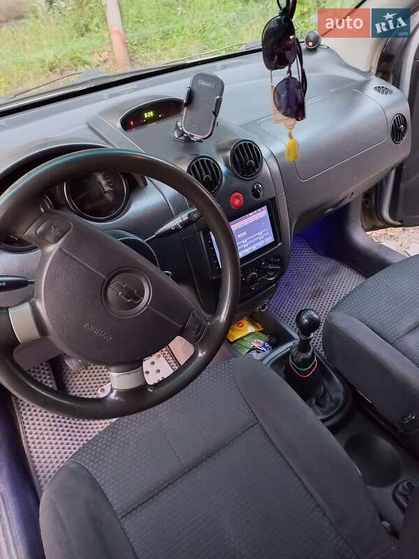 Седан Chevrolet Aveo 2006 в Харькове