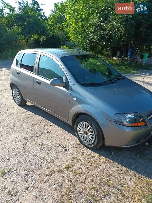 Хэтчбек Chevrolet Aveo 2008 в Виннице