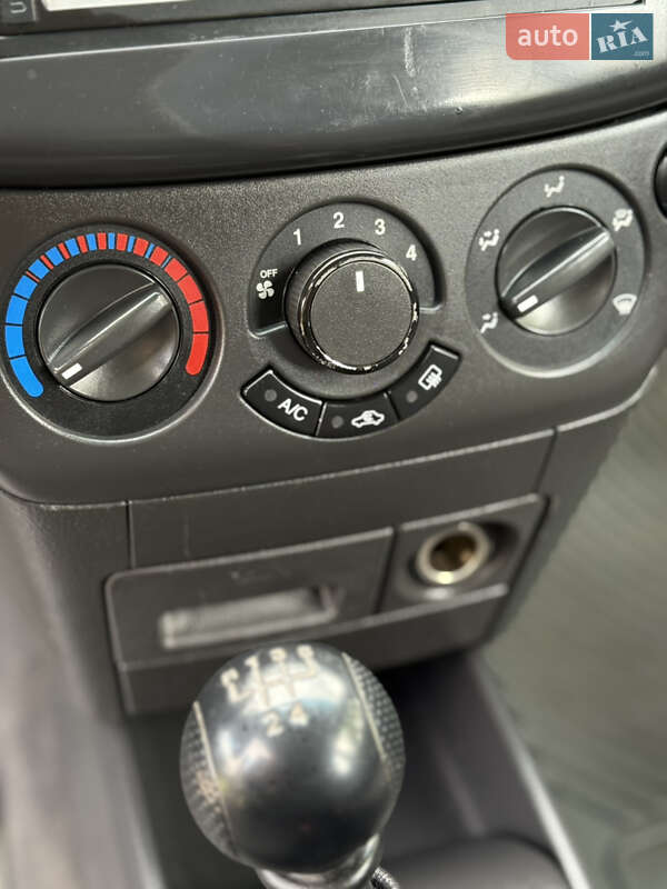 Седан Chevrolet Aveo 2007 в Косове