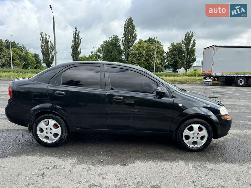 Седан Chevrolet Aveo 2005 в Хмельницком