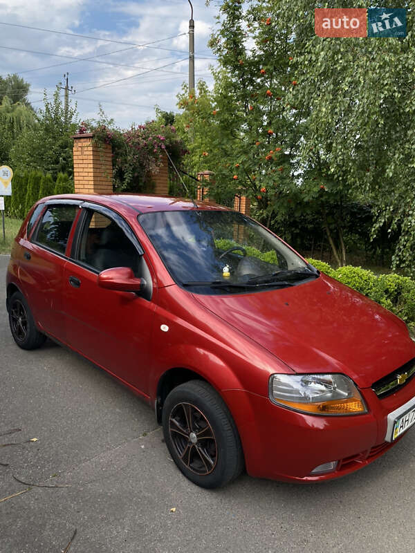 Хэтчбек Chevrolet Aveo 2008 в Вышгороде