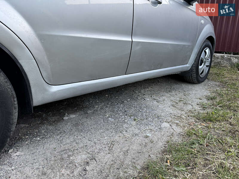 Седан Chevrolet Aveo 2008 в Тернополе