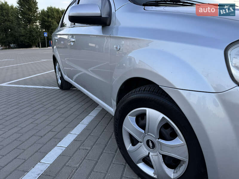 Седан Chevrolet Aveo 2008 в Тернополе